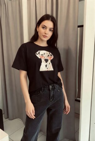 Remera negra de algodón