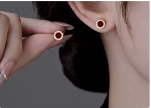 Aros acero dorado con piedras
