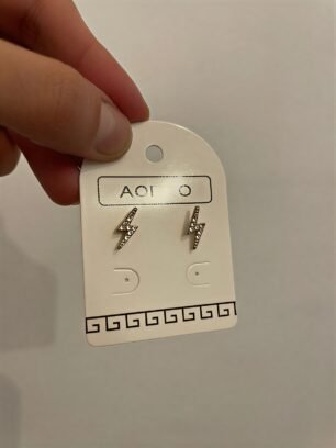 Aros rayos dorados con piedritas